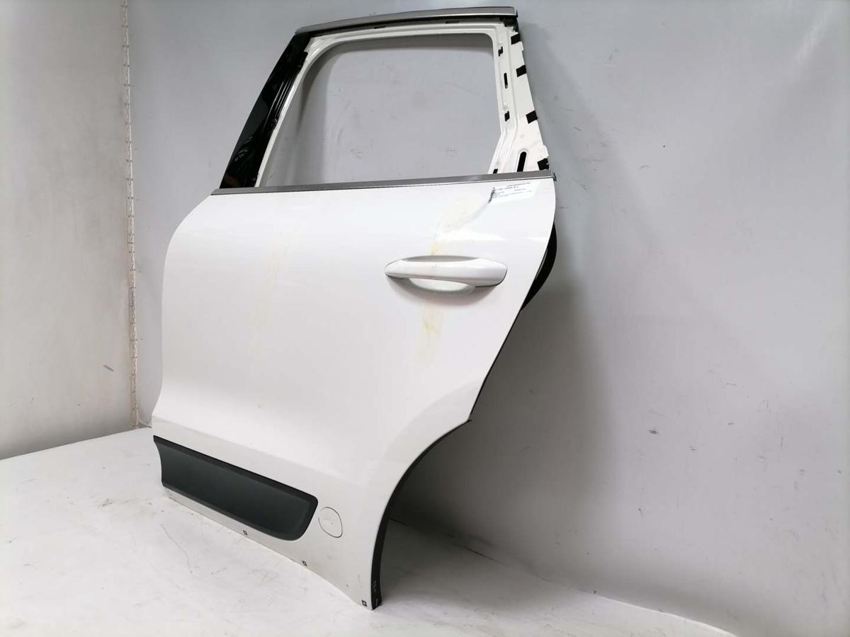 Porsche Macan original T&uuml;r hinten links Rohbau mehrere kleine Besch&auml;digungen Bj.2015